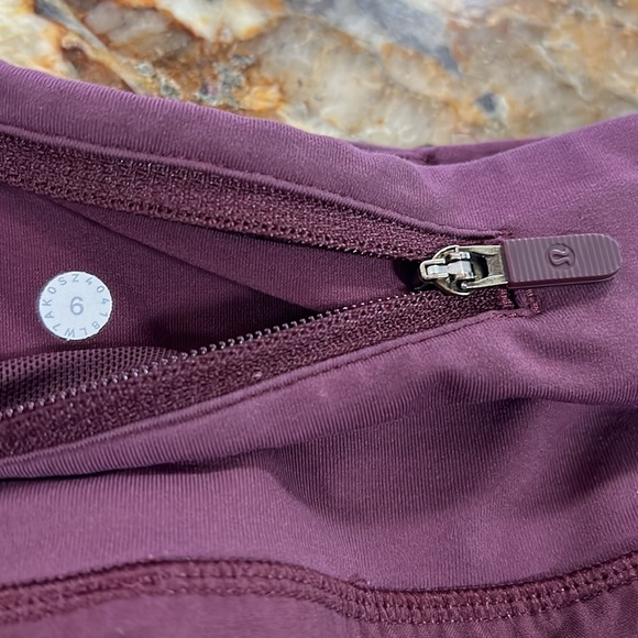 Lululemon Run Times Short Size 6 - Picture 8 of 12